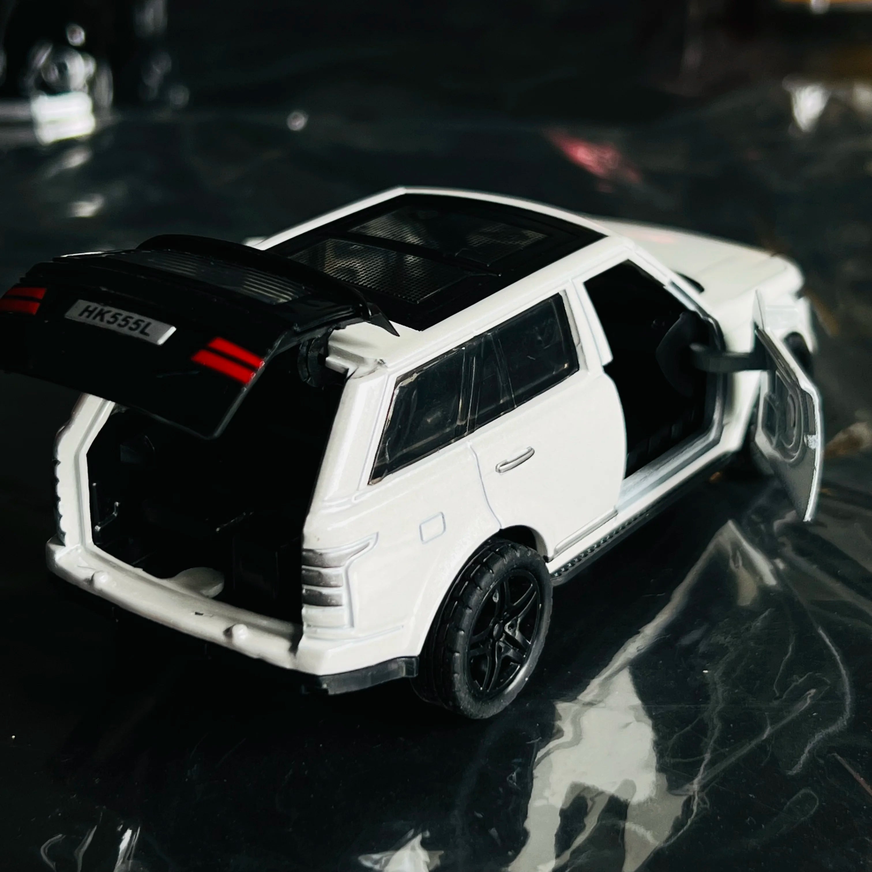1:36 Off-Road Alloy Vehicle Model – Realistic Simulation Toy Car for Kids & Collectors