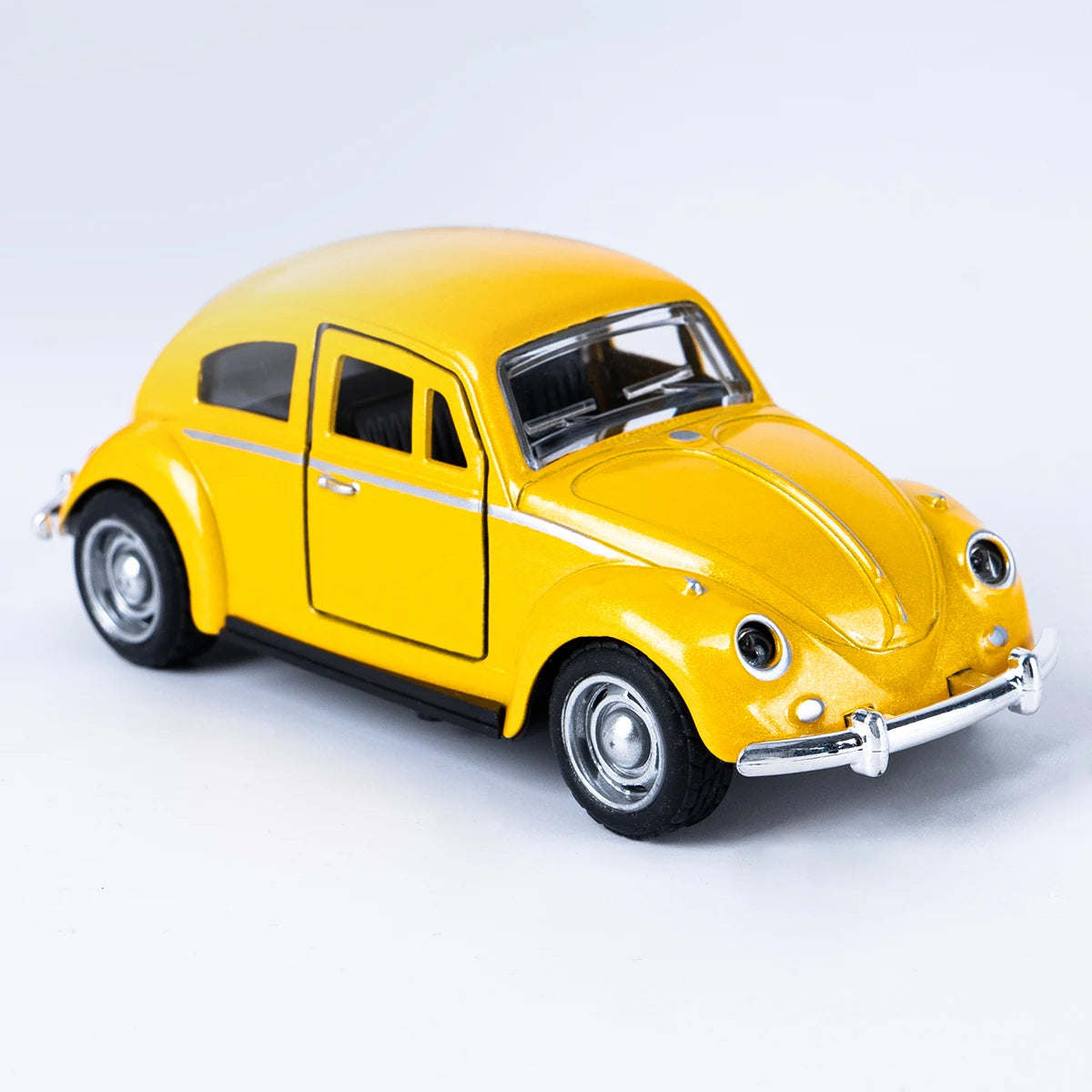 1:36 Classic Alloy Retro Beetle Car – Mini Double Door Collectible Vehicle