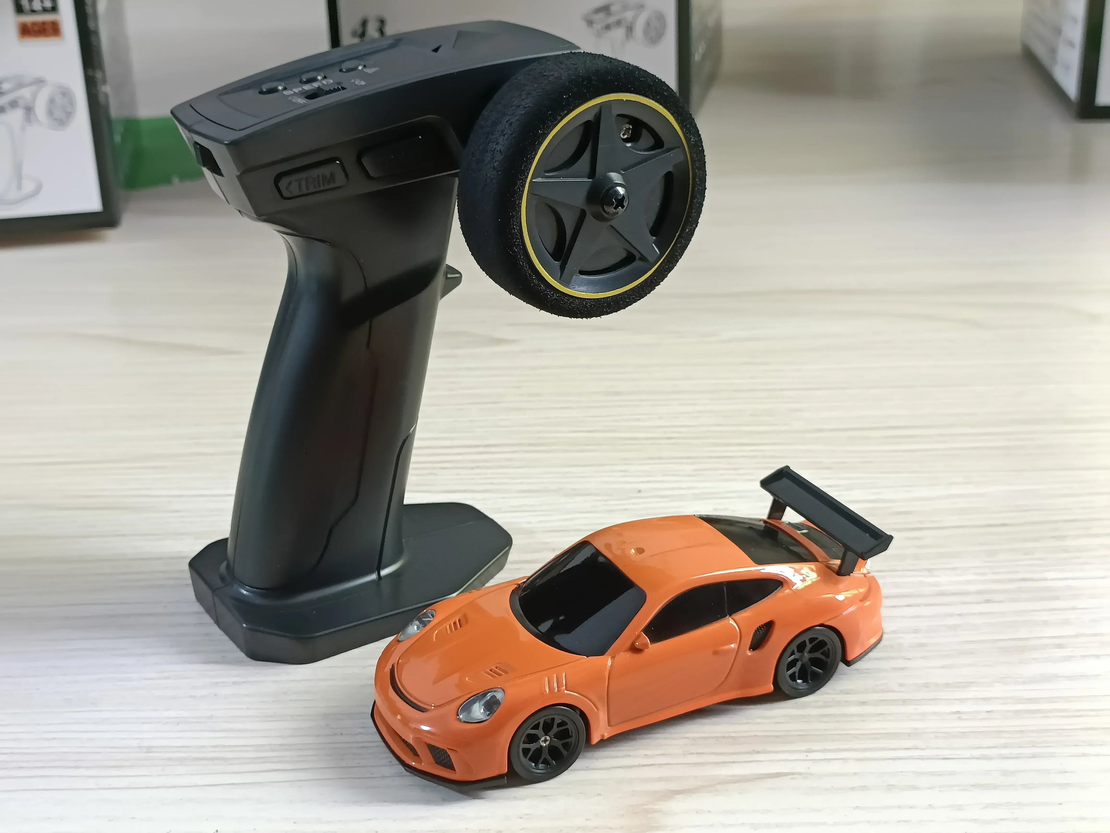 SMODELF 1/43 RC Drift Car – 4WD High-Speed Mini Racing Car
